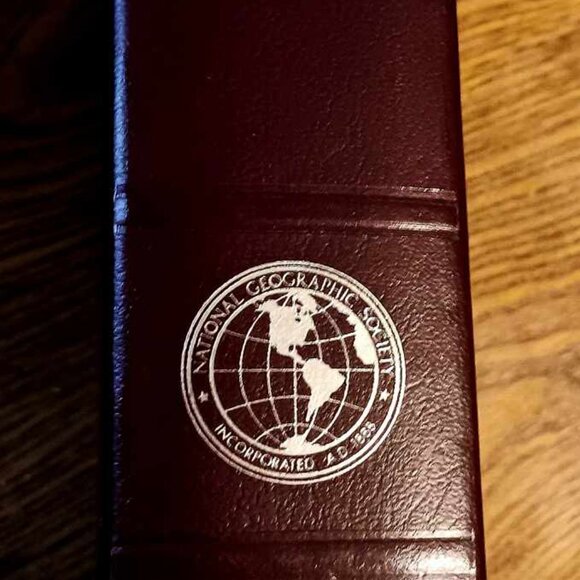 National Geographic 1980 Book Set - Picture 8 of 11